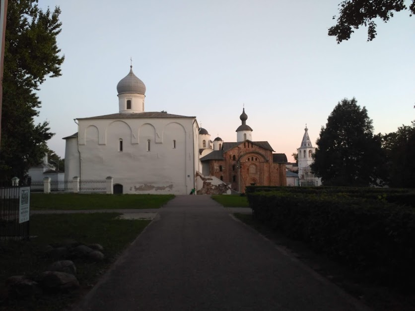 Ярославское дворище